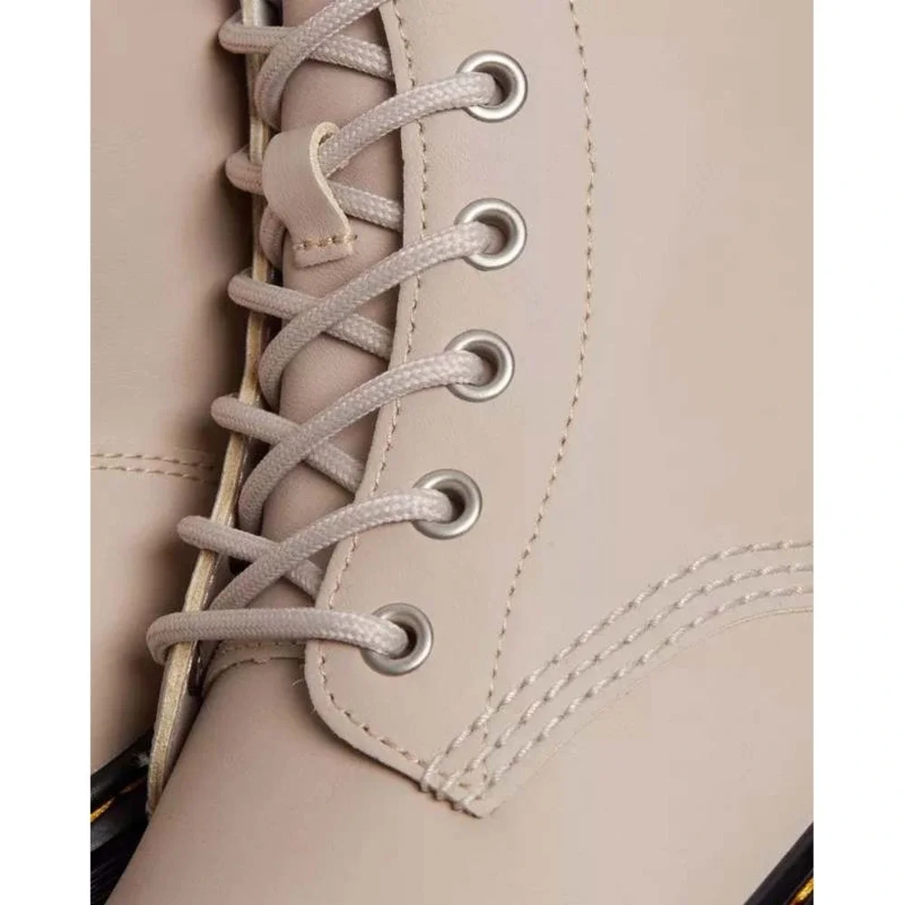 Dr. Martens 1460 Pascal Boot Mens Size 6 Beige Excellent Leather Combat 8-Eye